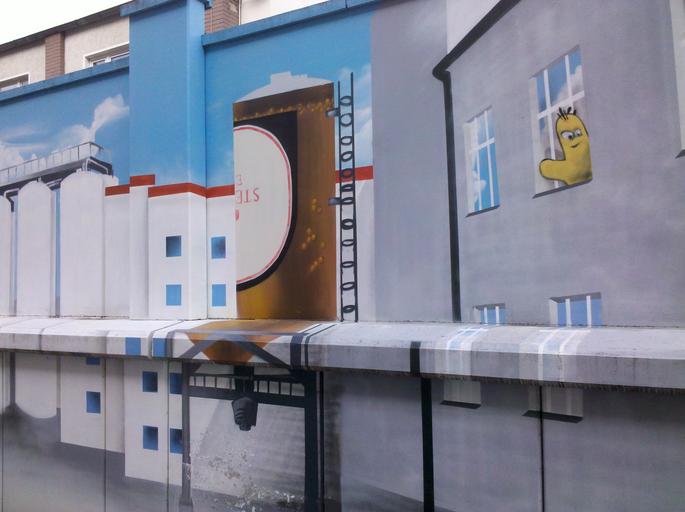 Fassade der Sternburg-Brauerei in Leipzig - 20.jpeg own Cmuelle8 2016-05-01 51 19 50 N 12 24 0 E alt 177_source exif_heading 325 cc0 Uploaded from Mobile Android 1 0beta13 Sternburg beer Photos taken with Motorola