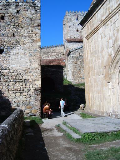 Ananuri castle 02.jpg en Ananuri castle Georgia by the Georgian Military Road Ananuri