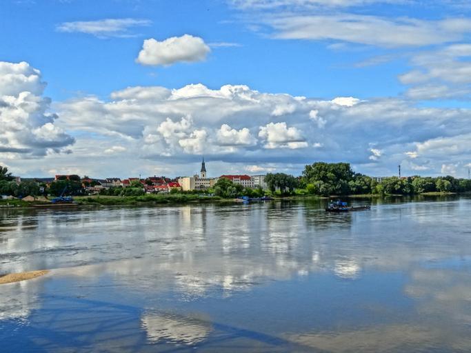 Bdg StrFordonzmostu 2 07-2013.jpg pl Widok Starego Fordonu dzielnicy Bydgoszczy od strony Wisły 2013-07-11 16 34 48 own Pit1233 53 142455 18 173673055556 cc-zero Uploaded with UploadWizard Fordon view from the Vistula