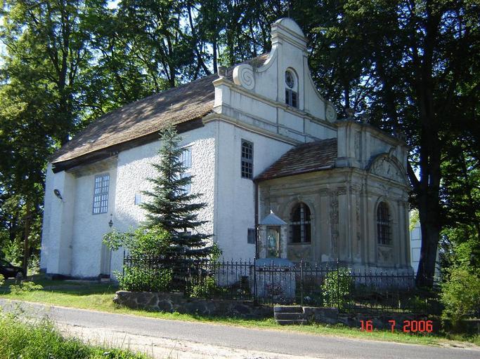 16-07-06 Krąg Kościół.jpg 659000 pl Kościół w Krągu własne Brogaj 2006-07-16 Church of the Visitation in Krąg