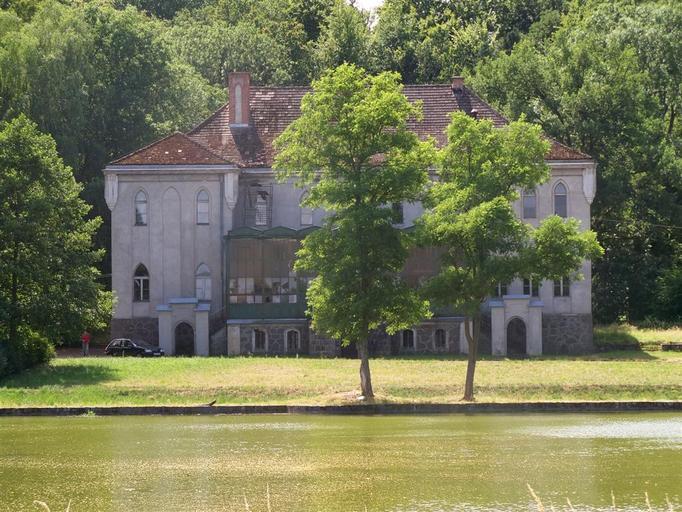 Białowąs pałac.JPG 660453 pl Pałac w Białowąsie own Brogaj 2010-07-18 Palace in Białowąs