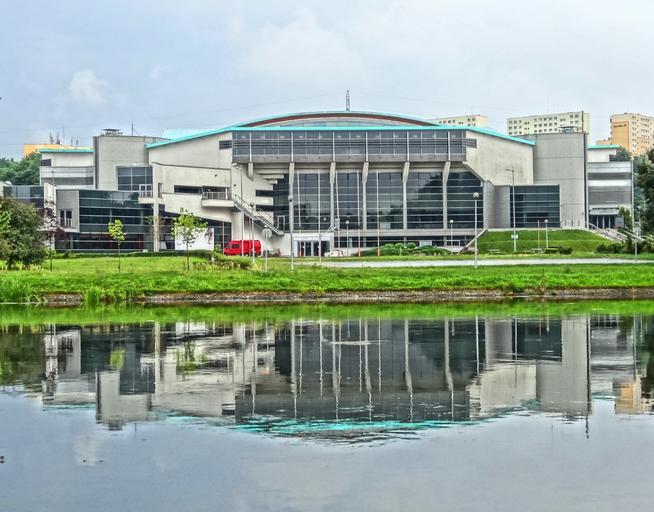 Bdg halaLuczniczka 29 07-2013.jpg pl Hala widowiskowo-sportowa Łuczniczka w Bydgoszczy - widok od strony Brdy 2013-07-05 07 23 39 own Pit1233 53 121596388889 18 026796388889 cc-zero Hala Łuczniczka Bydgoszcz Waterfront Uploaded with ...