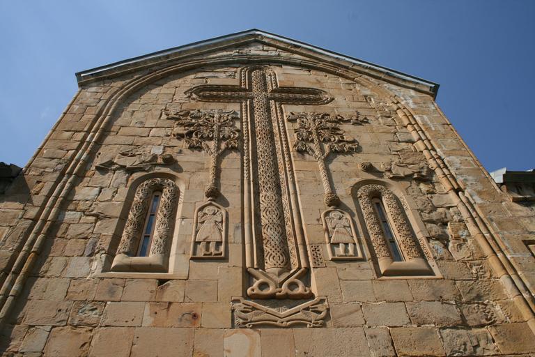 Ananuri facade.jpg en Ananuri facade with an ornate cross Own Kober 2008 <gallery> File Ananuri facade A left jpg File Ananuri facade A right jpg File Ananuri facade B left jpg File Ananuri facade B right jpg File Ananuri facade C jpg File ...