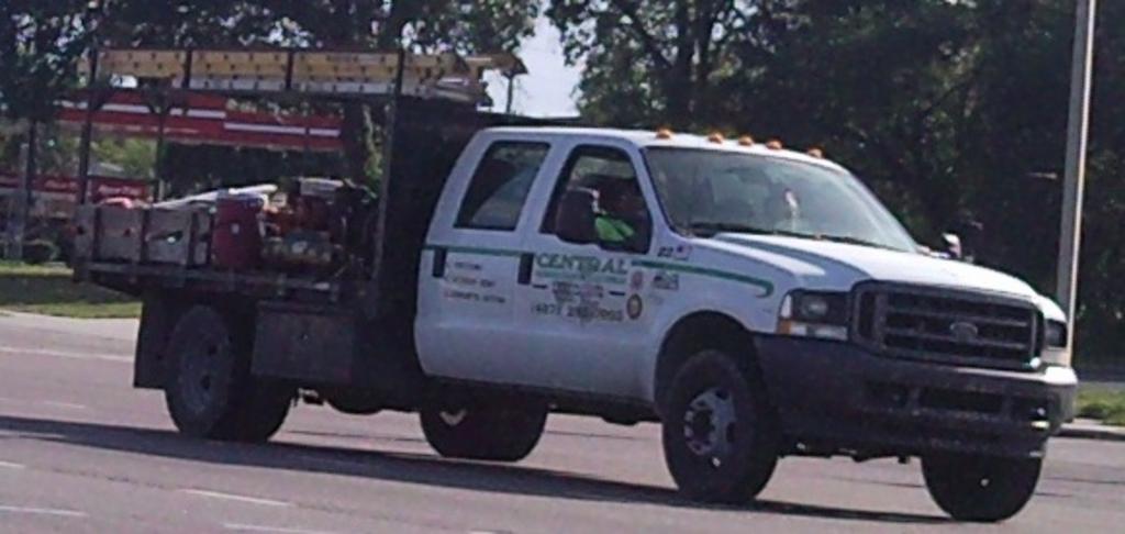 Ford Super Duty.jpg Ford Super Duty photographed in Orlando Florida USA Own 2012-03-08 Bull-Doser wikipedia en All Rights Released Ford F-350 Super Duty