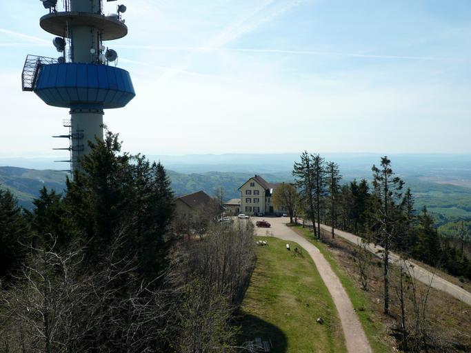 Hochblauen2.jpg en On the summit of Hochblauen own Ramessos 2009-04 Blauen Badenweiler Views from Hochblauen Sender Blauen