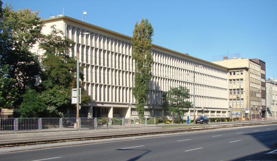 Leykam Chalubinskiego 01.jpg en Office building Chałubińskiego St Warsaw pl Wojskowy budynek biurowy w Warszawie ul Chałubińskiego own Szczebrzeszynski 2011-09-17 Chałubińskiego Street in Warsaw Marek Leykam