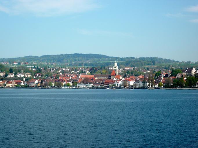 Ueberlingen.jpg en View of Ueberlingen Bodensee Own Ramessos 2009-04 Lake Constance in � berlingen Skylines in � berlingen