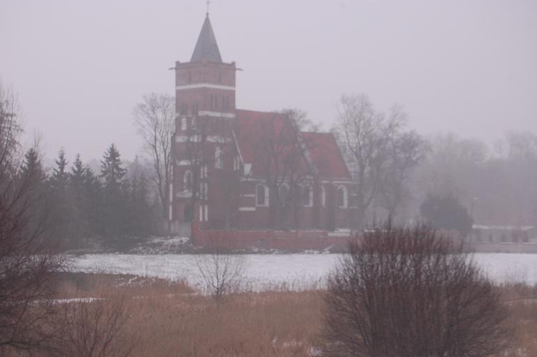 Widoczek sluzew.jpg en The view of cathalic charch in Sluzewo in kujavian cauntry Sluzewo in central Poland pl Zimowy widok na kościół Służewski od strony południowo-zachodniej own Natalunka jenuary 2009 Natalunka Church of St John ...