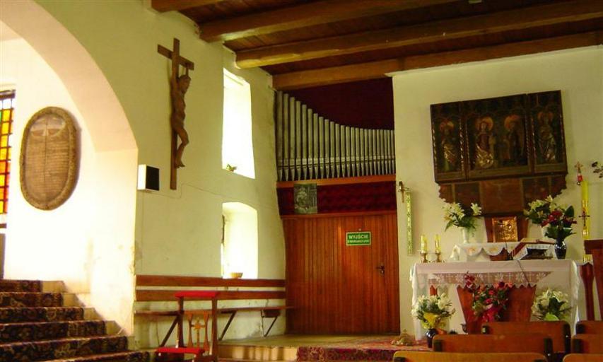 Kościół tryptyk.JPG pl Tychowo - wnętrze kościoła own Brogaj 2008-08-10 Our Lady of Perpetual Help church in Tychowo