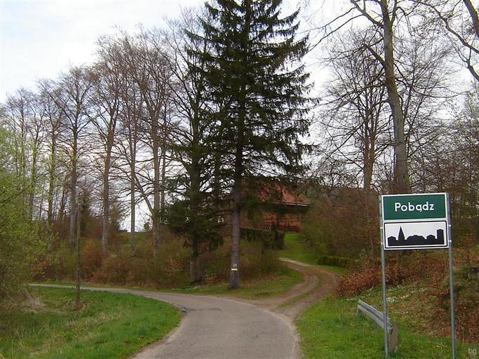 Pobądz.JPG pl Wjazd do Pobądza własne Brogaj 2010-05-02 Pobądz City limit signs in Poland