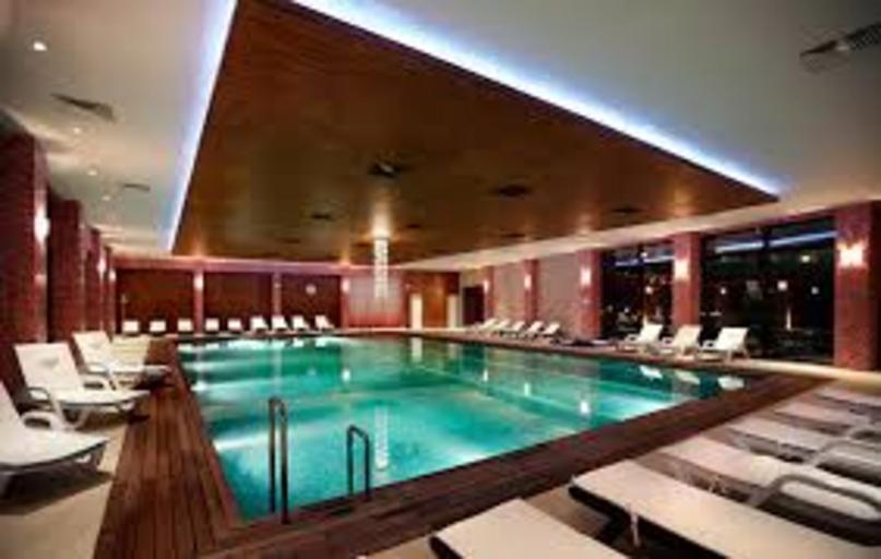 Pavel banya spa.jpeg en Mineral water pool in a spa resort 2014-02-20 23 21 10 bulgariatravel org Multimedia Catalogue of Tourist Sites and Electronic Marketing of Destination Bulgaria PD-USGov Uploaded with UploadWizard Buildings in Pavel ...