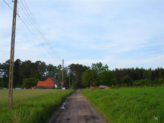 Osada Dobrochy.JPG pl Osada Dobrochy Gmina Tychowo własne Brogaj 2009-05-31 Dobrochy West Pomeranian Voivodeship
