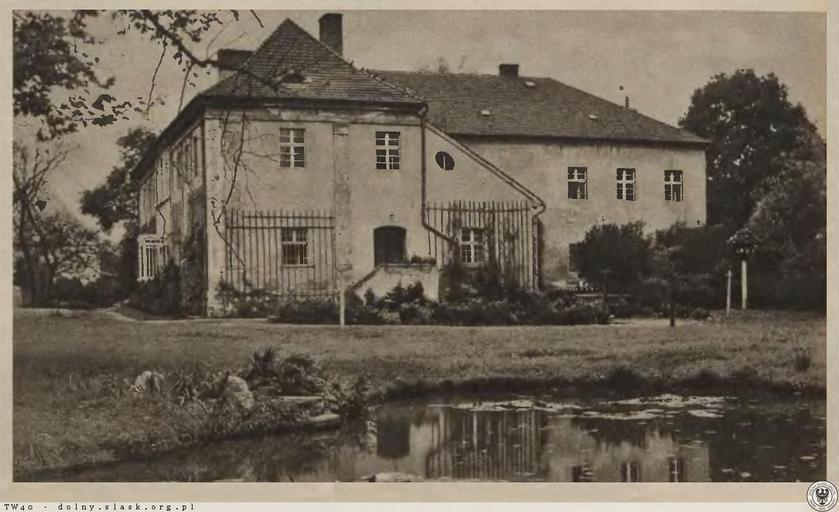 1900 schloss PRISTRAM PRZYSTRONIE.jpg fr schloss de Pristram Przystronie dans les années 1900 Actuellement en ruines ou presque 2013-10-30 19 07 03 http //dolny-slask org pl/562364 Przystronie Palac html inconnu + de 100 ans PD-Art ...