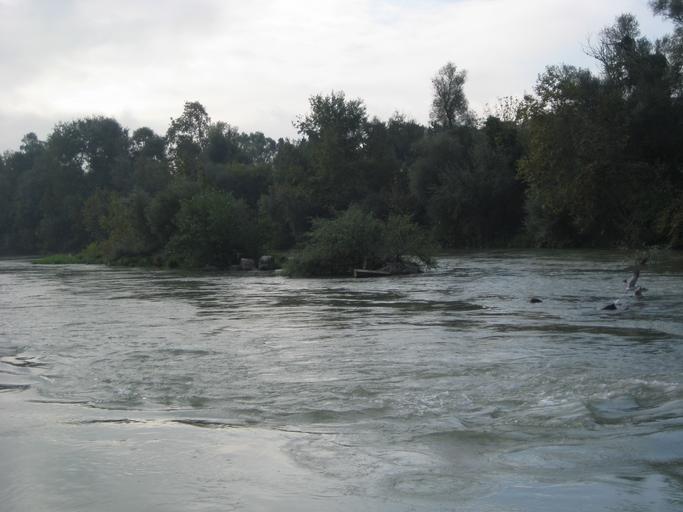 Remains tiber roman port.jpg en Remains of an ancient Roman fluvial port on the river Tiber south of Rome Italy own Delbene 2010-09-25 Tiber Ruins in Italy