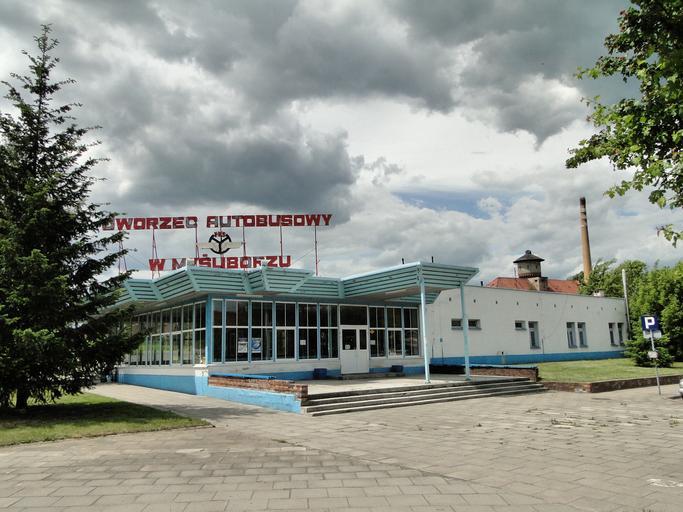 Mysliborz dworzec autobus.jpg pl Dworzec autobusowy PKS w Myśliborzu own Kapitel 2011 Cc-zero Buildings in Myślibórz Bus stations in Poland Myślibórz