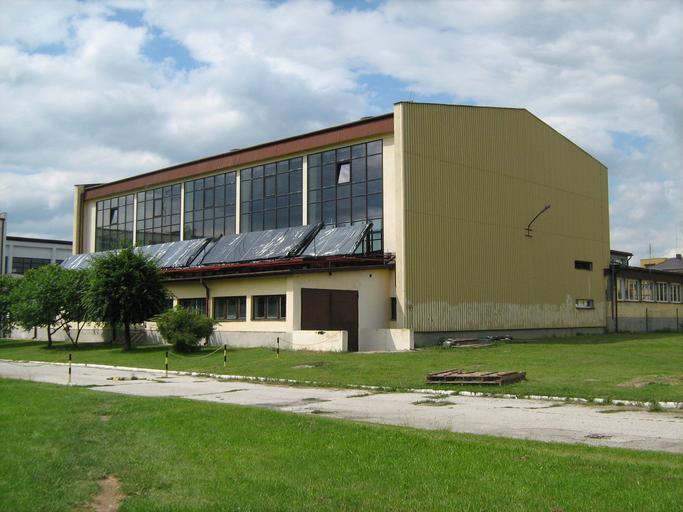 Biłgoraj - basen.jpg 12 07 2009 Rafał Piott Buildings in Biłgoraj Swimming pools in Poland