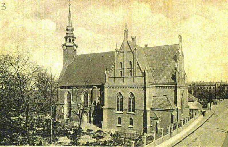 Kościół Bożego Ciała w Elblągu.jpg en View of Corpus Christi Church in Elblag from part of Robotnicza Street pl Widok kościoła Bożego Ciała w Elblągu od strony ulicy Robotniczej Zbiory własne Author 1910 PD-old Corpus Christi ...