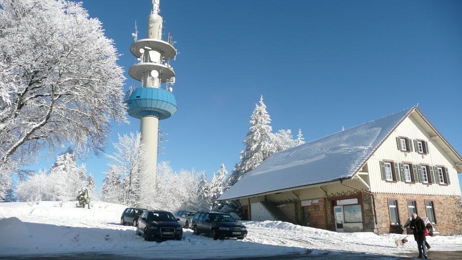 Hochblauen 06.JPG Mountain Hochblauen of the Black Forest near Badenweiler Own 2009-01-01 Brücke-Osteuropa Sender Blauen