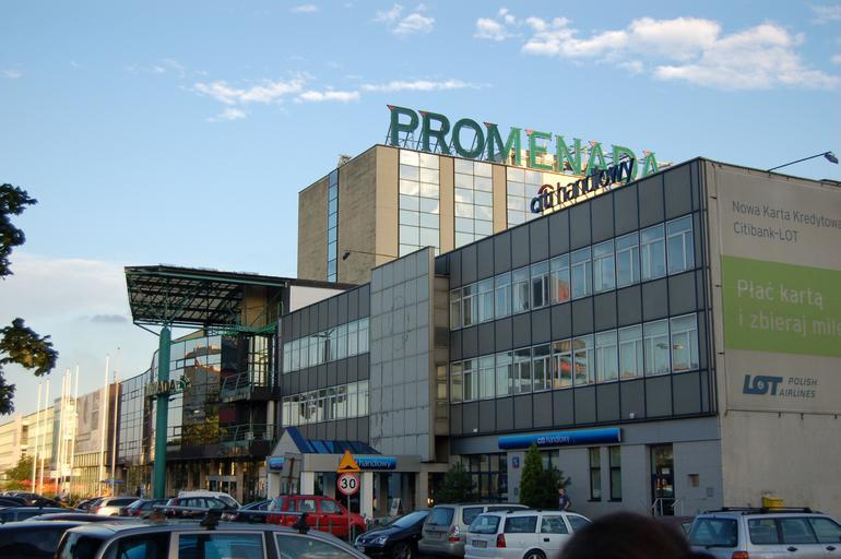 Promenada 1.jpg en Promenada mall building in Warsaw Poland pl Budynek centrum handlowego Promenada w Warszawie Own Magik 78 00 rip 2009-07-24 Promenada shopping mall