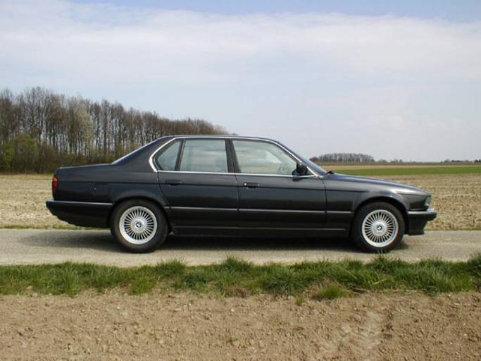 Bmw E32 black right.jpg Image created June 6th 2005 by user rpvdk en wikipedia 2005-10-17 Rpvdk wikipedia en Rpvdk original upload log page en wikipedia Bmw_E32_black_right jpg 2005-10-17 08 10 Rpvdk 640×480×8 47495 bytes <nowiki>Image ...