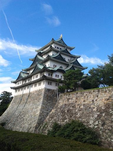 Maple's Nagoya Castle (7).jpg en Nagoya Castle Keep Tower from the outside 2016-07-15 15 52 09 own Maplestrip other versions cc-zero Nagoya Castle Keep Tower