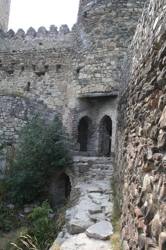 Ananuri (J).jpg Ananuri castle in Georgia Defense walls Own Kober 2008-07 Ananuri