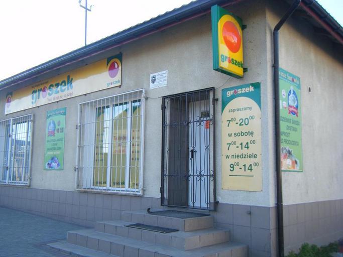 Brdów - sklep2.jpg en Brdów shop Groszek pl Brdów sklep Groszek own Albert040397 Brdów