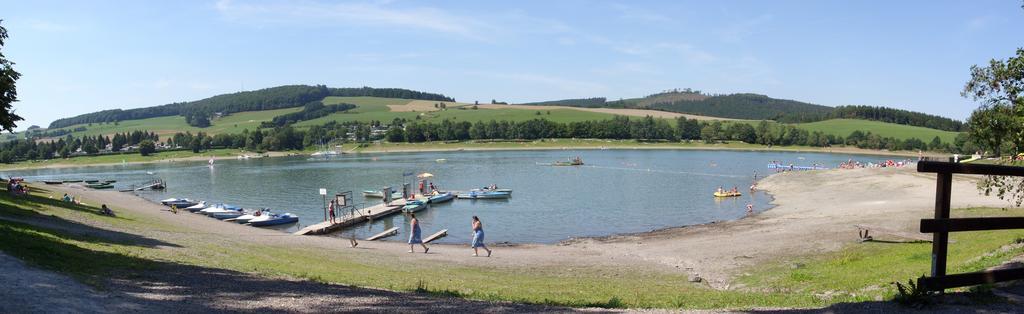Diemelsee Panorama.jpg Diemelsee own 2009 <span class IPA >kaʁstn</span> ImageNote 1 1703 1147 101 95 5064 1552 2 Ahhhhhhhhhhhh ImageNoteEnd 1 Diemelsee See Photographs by Carschten Samsung S85