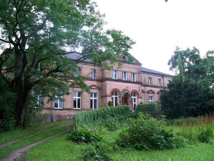 Bukówko pałac.JPG pl Pałac w Bukówku własne Brogaj 2010-08-02 Bukówko Manor houses in West Pomeranian Voivodeship Bukówko