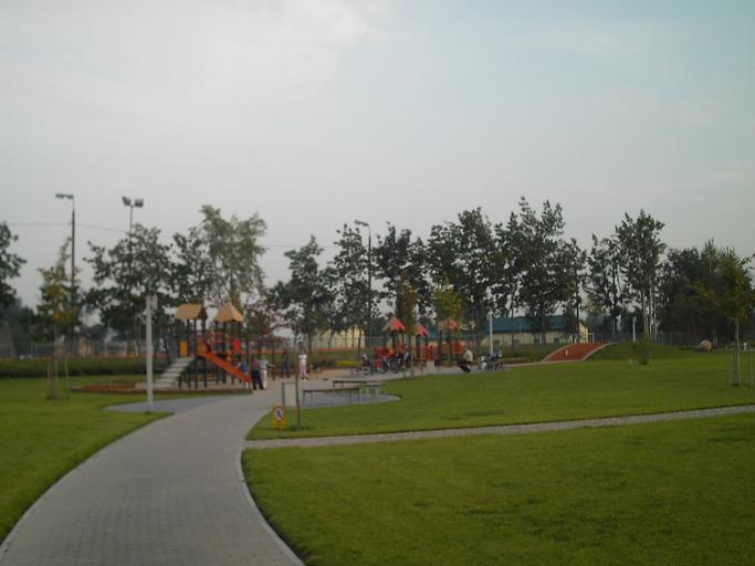 Plac zabaw Raszyn.JPG 2004-01-01 own assumed Humanista-pl Raszyn