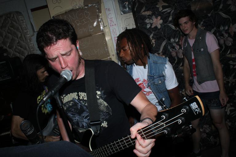 piss pisspisspiss the darkplace ring shred punk punks ounkshow show band hardcore queer fun party cool people indoor Piss Piss Piss Piss Piss Piss